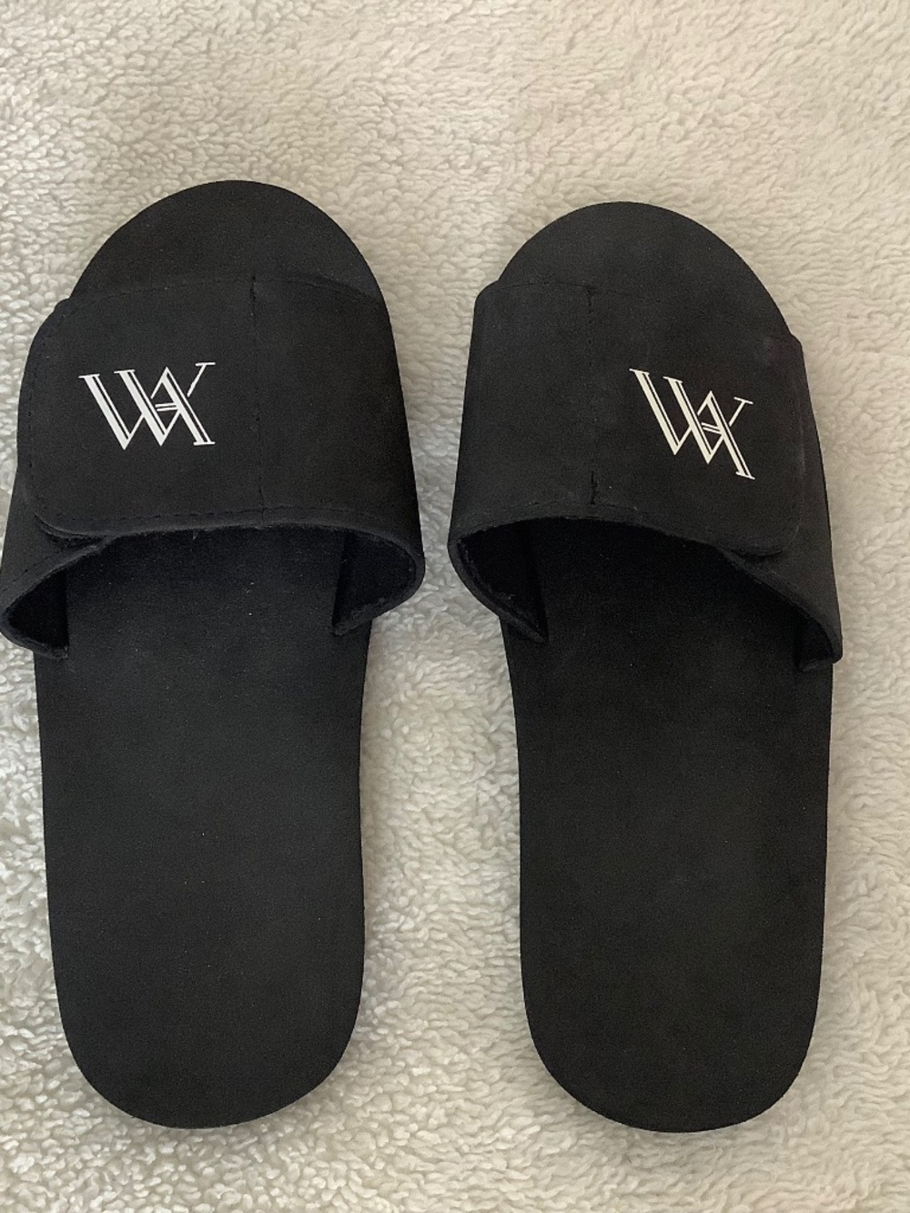 Waldorf Astoria Spa Slides Slippers  Adjustable strap